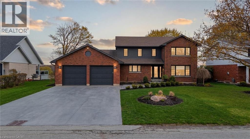 890 Perkin Crescent, Listowel, ON, N4W 3R8