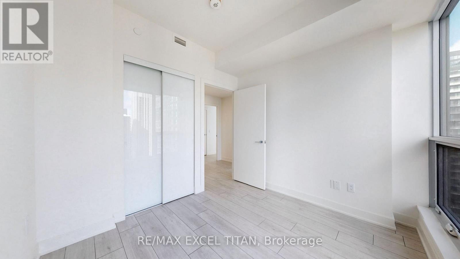 3304-15 Mercer Street, Toronto, ON, M5V 1H2 - 11