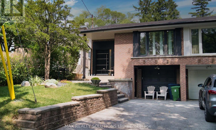 31 Lochinvar Crescent