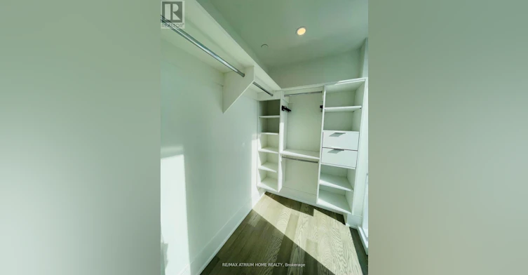 1216-1 Gloucester Street, Toronto, ON, M4Y 1L8 - 5