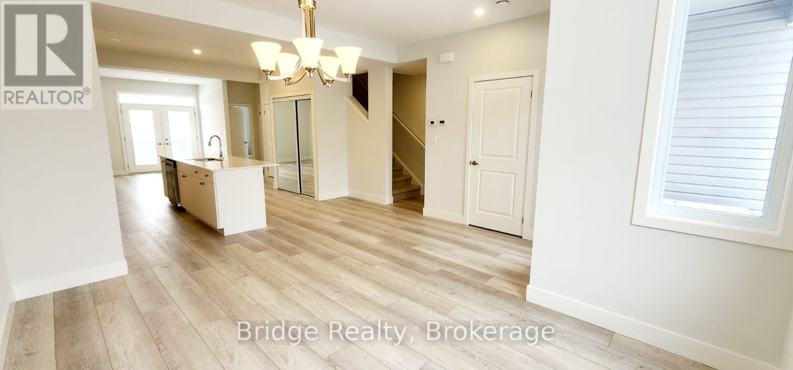 11-990 Deveron Crescent, London, ON, N5Z 5A4 - 5