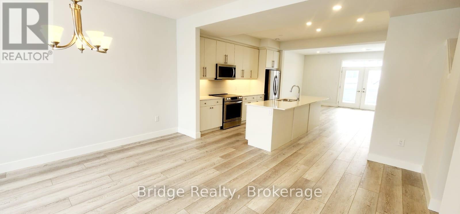 11-990 Deveron Crescent, London, ON, N5Z 5A4 - 4