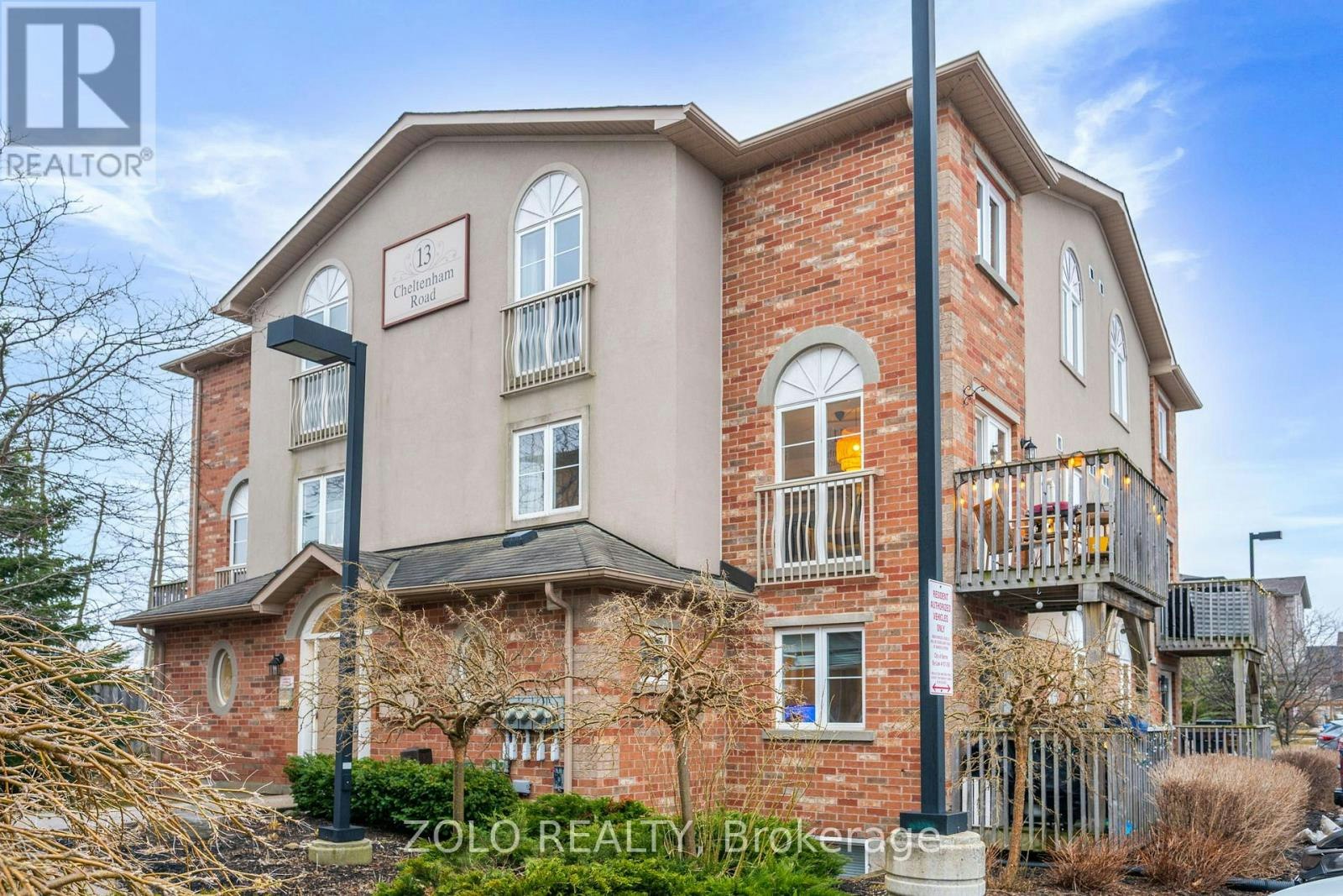 2-13 Cheltenham Road, Barrie, ON, L4M 0E7