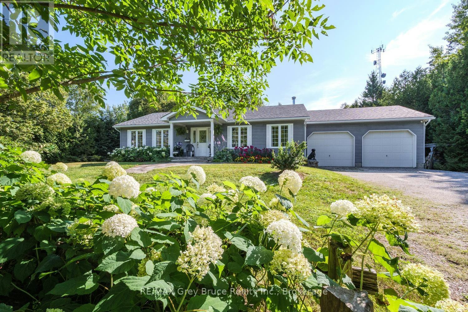 358 Huron Road, South Bruce Peninsula, ON, N0H 2T0