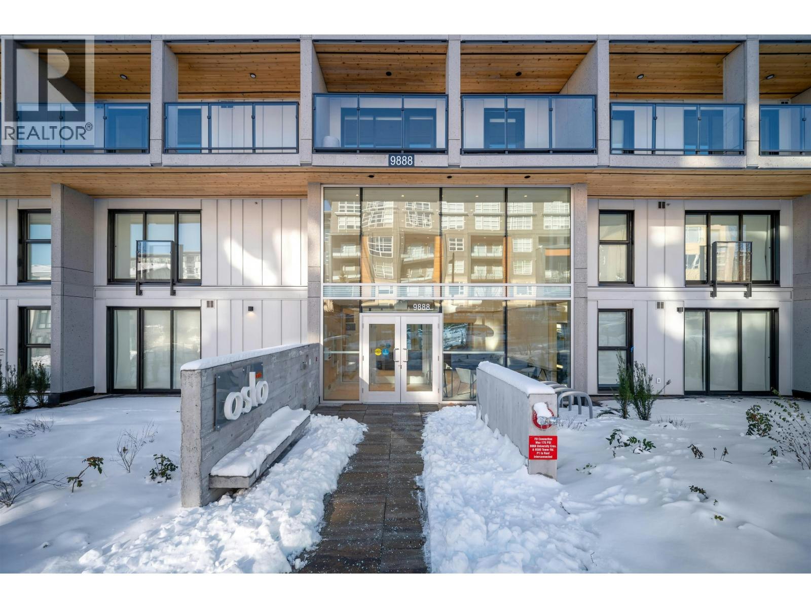 214-9888 University Crescent, Burnaby, BC, V5A 0G4