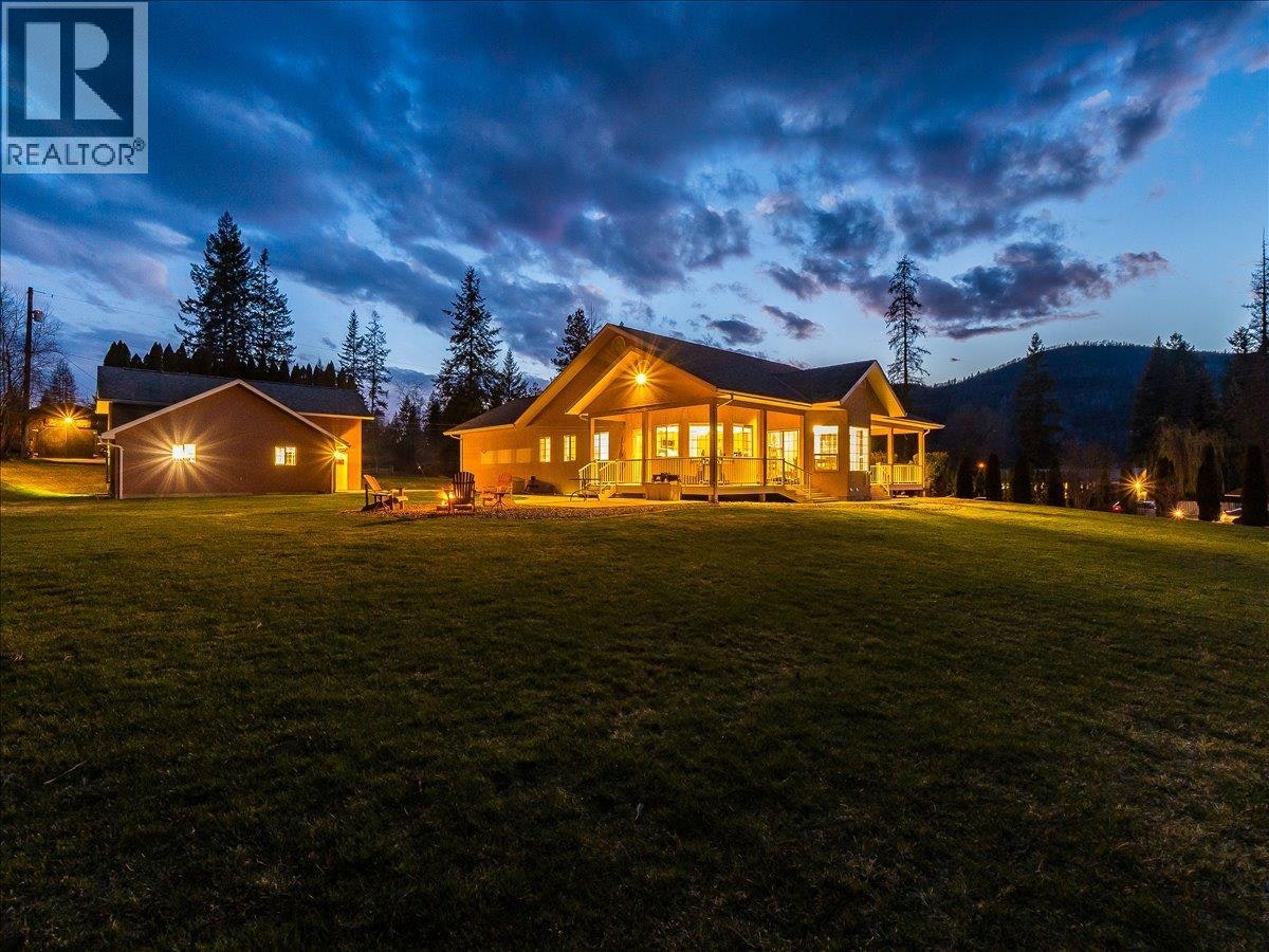 1750 Green Road, Fruitvale, BC, V0G 1L1