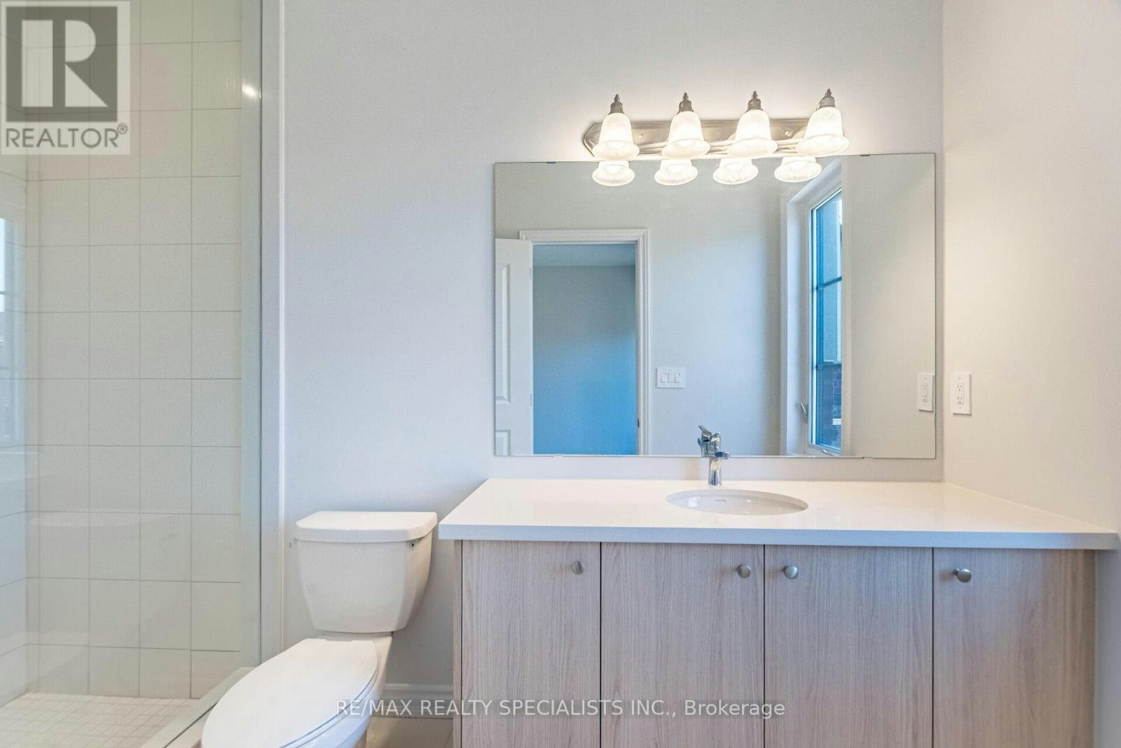 5966 Saigon Street, Mississauga, ON, L5V 2V9 - 18