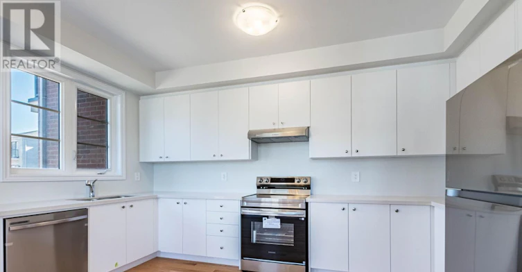 5966 Saigon Street, Mississauga, ON, L5V 2V9 - 10