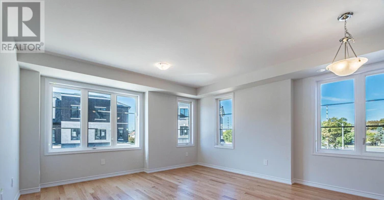 5966 Saigon Street, Mississauga, ON, L5V 2V9 - 12