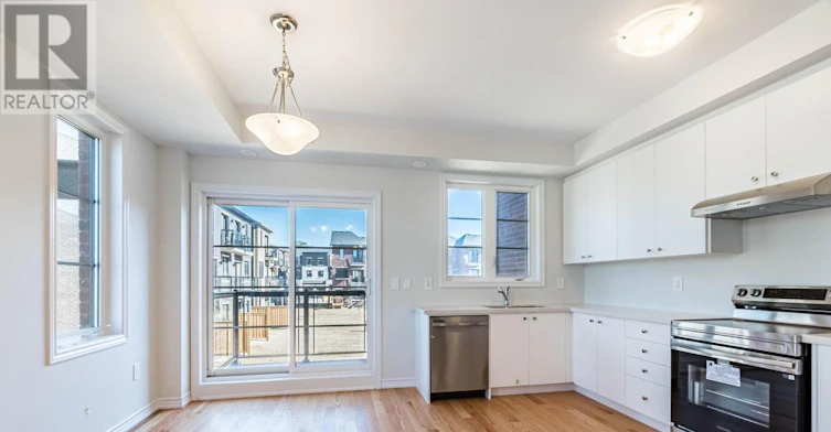 5966 Saigon Street, Mississauga, ON, L5V 2V9 - 2
