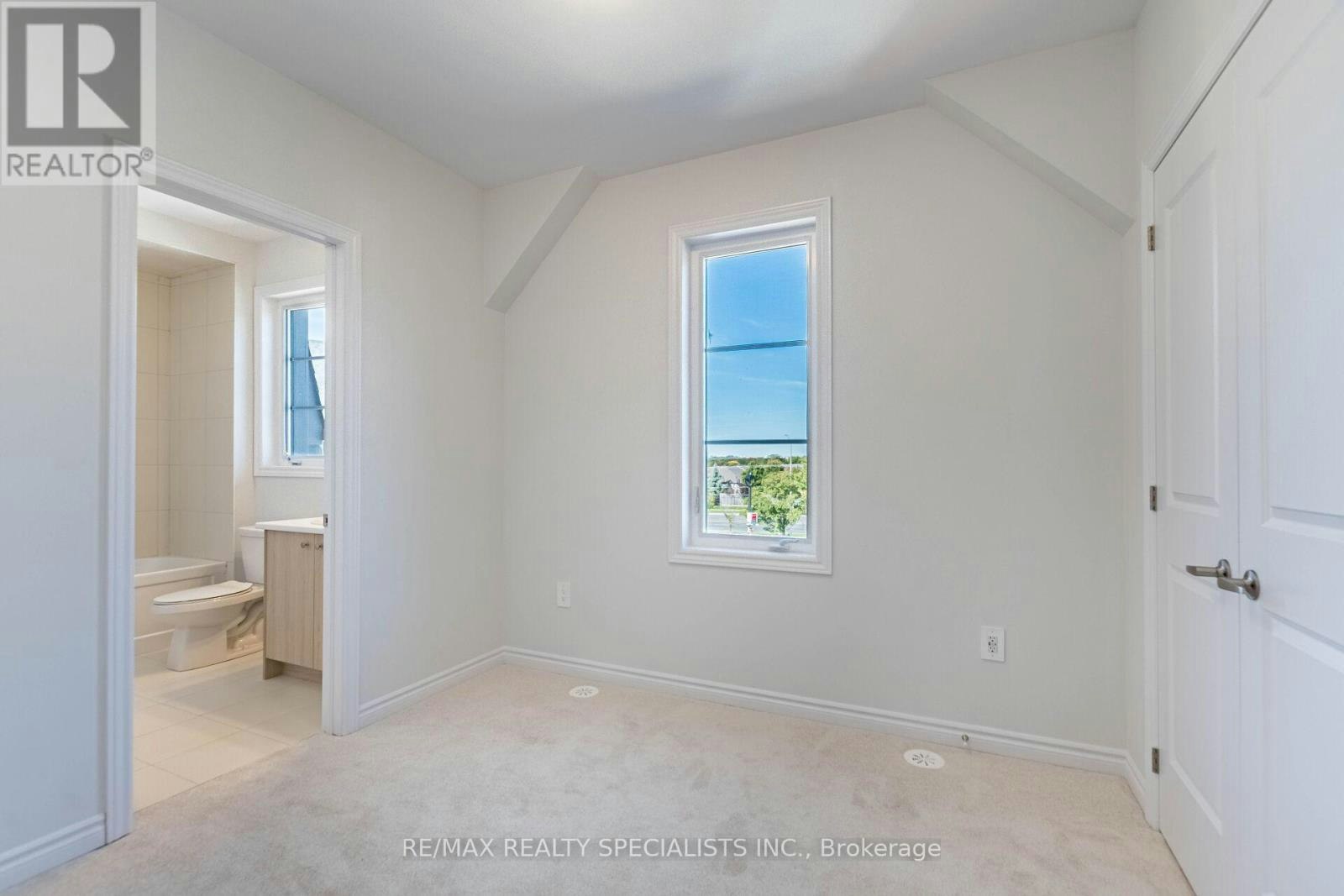 5966 Saigon Street, Mississauga, ON, L5V 2V9 - 20