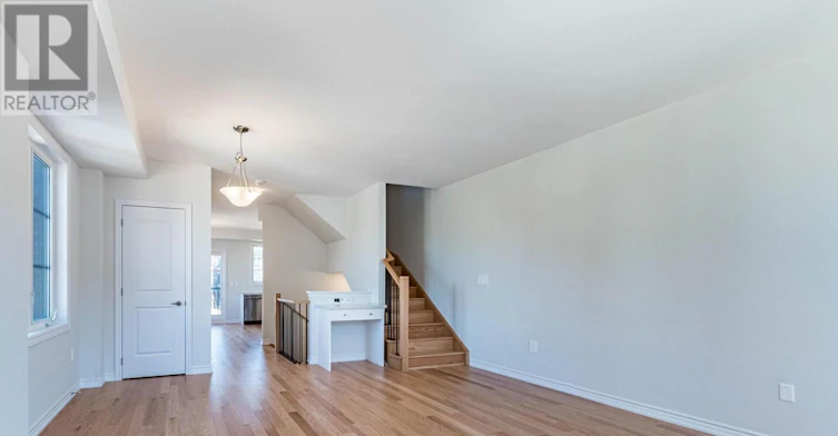 5966 Saigon Street, Mississauga, ON, L5V 2V9 - 14