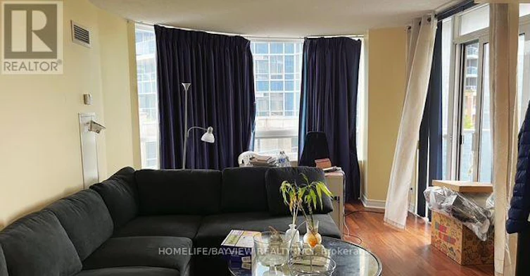 33 Cox Boulevard, Markham, ON, L3R 8A6 - 2
