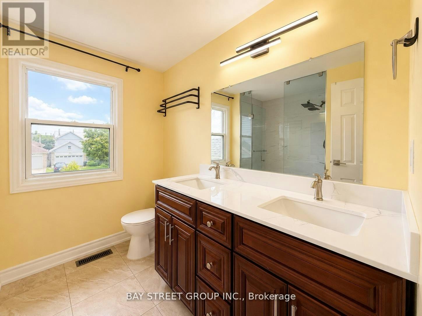 82 Radwell Crescent, Toronto, ON, M1V 2J5 - 14