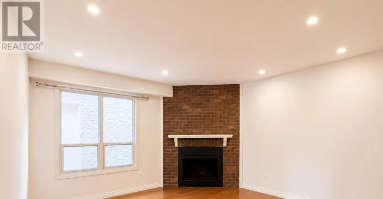 82 Radwell Crescent, Toronto, ON, M1V 2J5 - 8