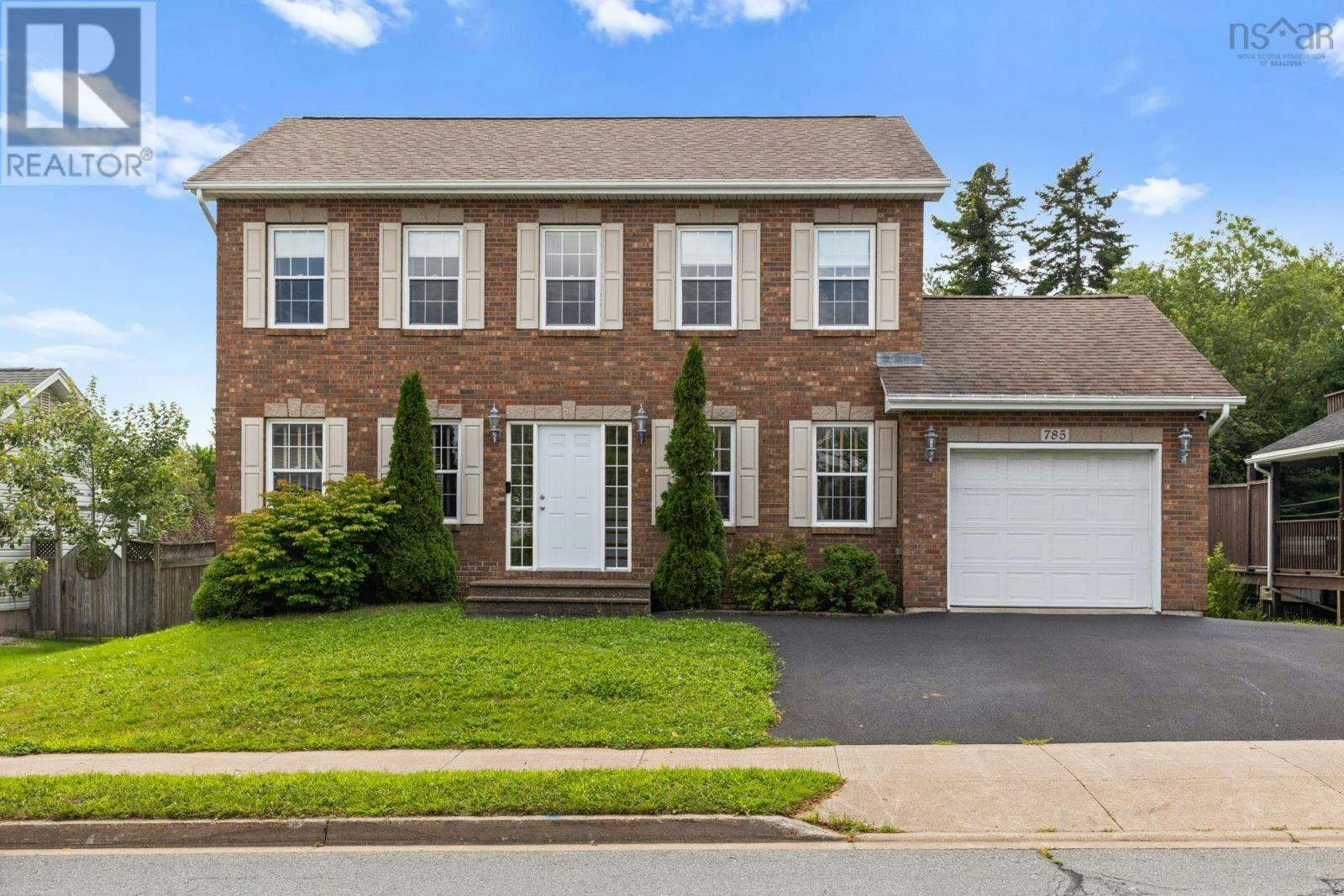 785 Basinview Drive, Bedford, NS, B4A 3N4