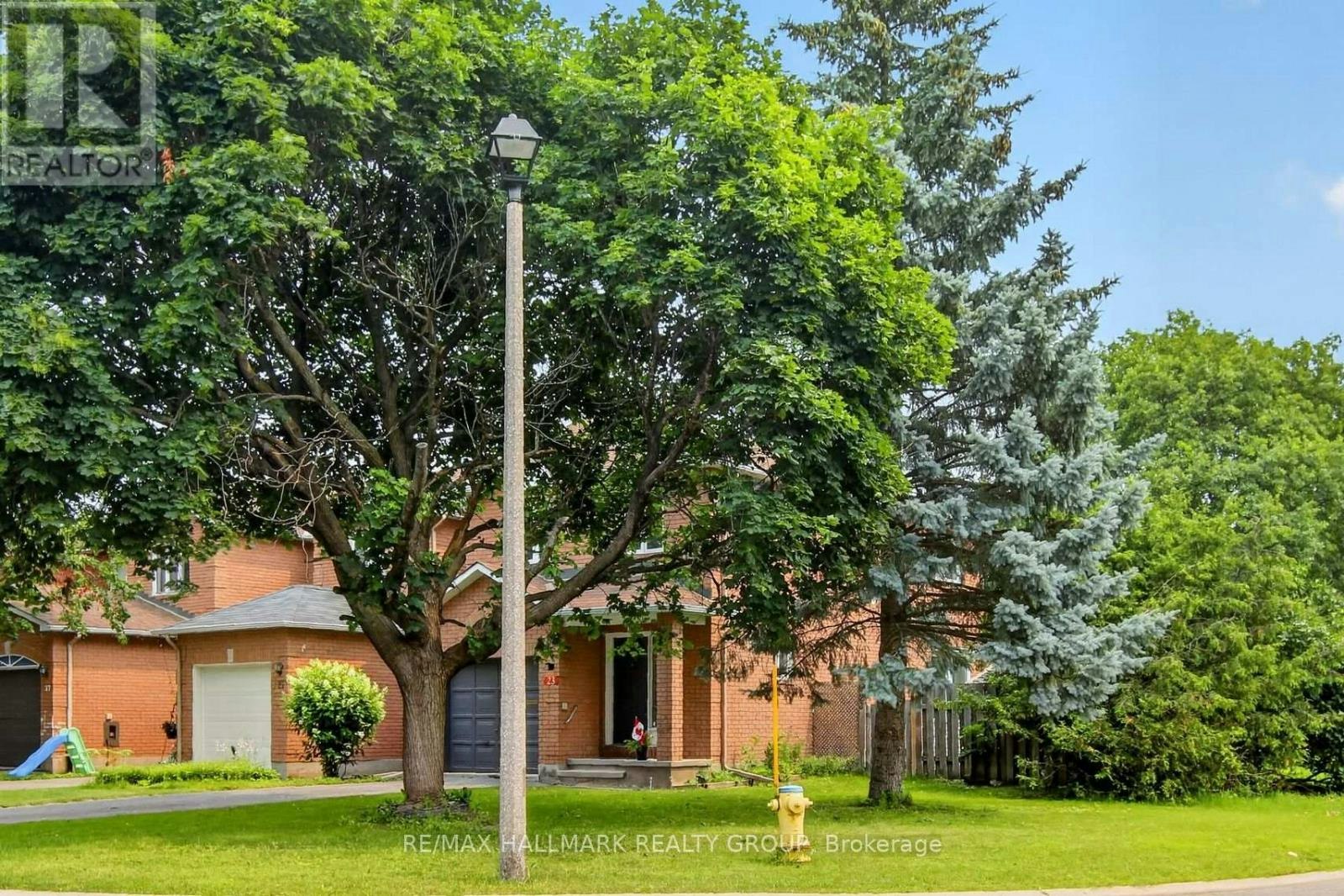 23 Whitegate Crescent, Ottawa, ON, K2J 4B6
