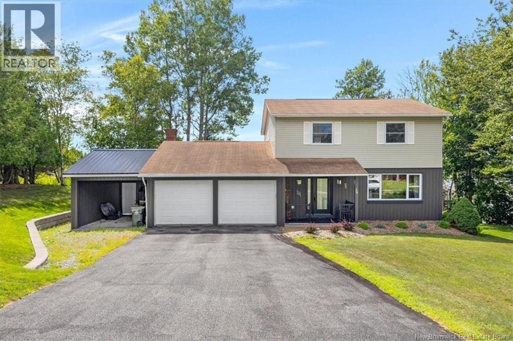 16 Braun Crescent, Quispamsis, NB, E2E 1A6