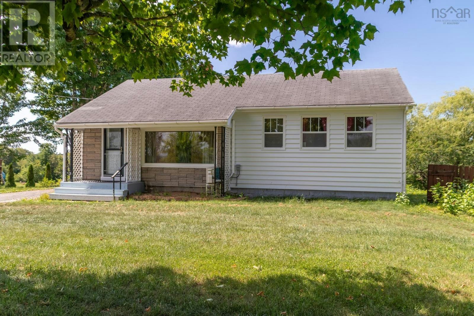 1549 Victoria Road, Dempseys Corner, NS, B0P 1C0