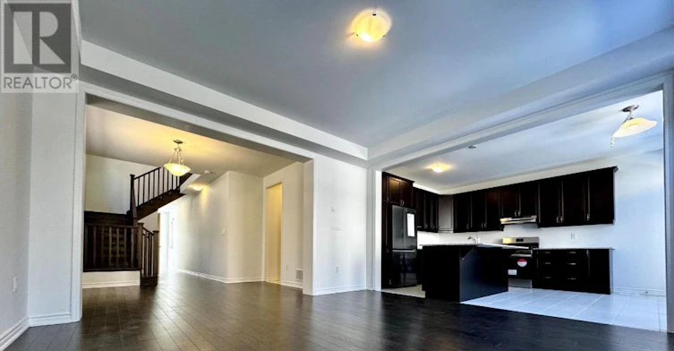 1472 Hawktail Path, Pickering, ON, L1X 0N8 - 3