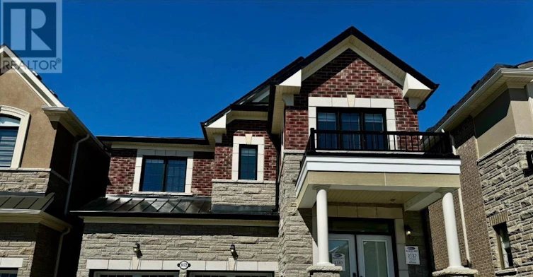 1472 Hawktail Path, Pickering, ON, L1X 0N8