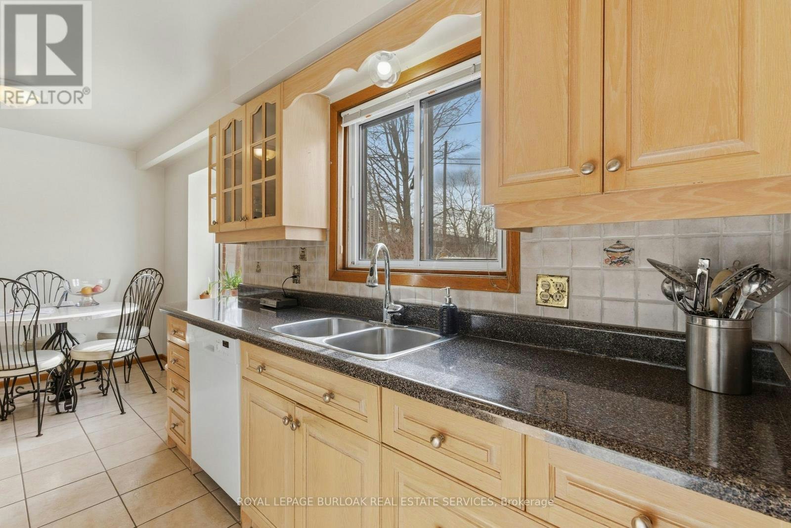 44 Browns Line, Toronto, ON, M8W 3S9 - 9
