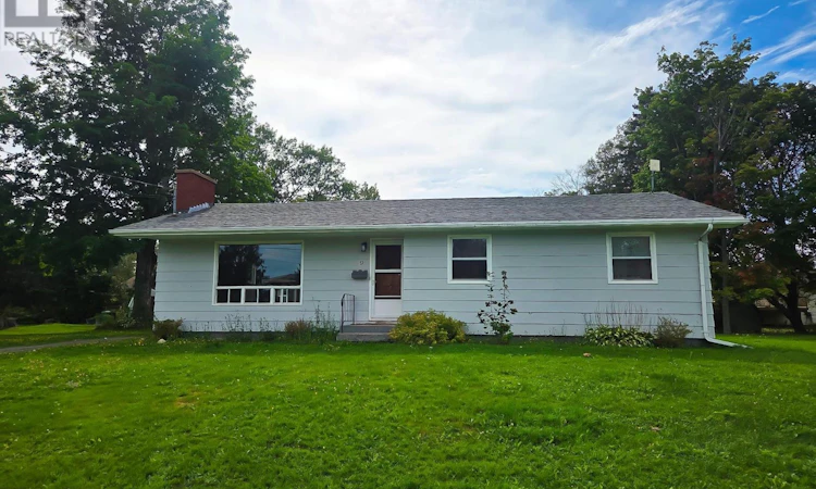 9 Messer Avenue