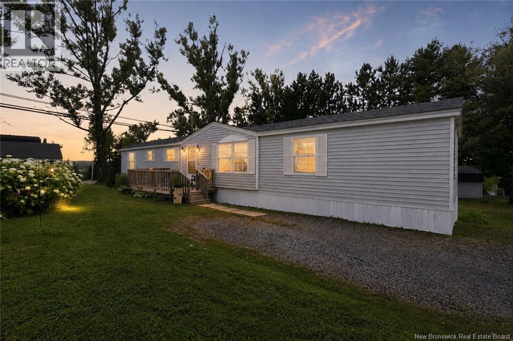 99 Hedgeview Drive, Fredericton, NB, E3B 6R8