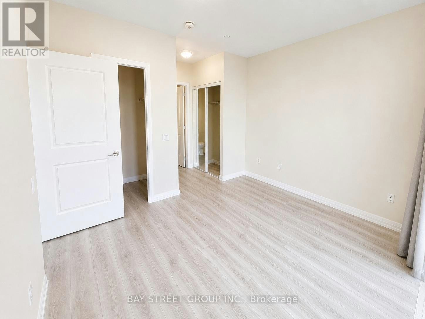 302-65 Watergarden Drive, Mississauga, ON, L5R 1B2 - 9