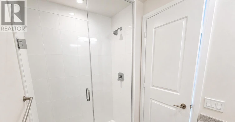302-65 Watergarden Drive, Mississauga, ON, L5R 1B2 - 11