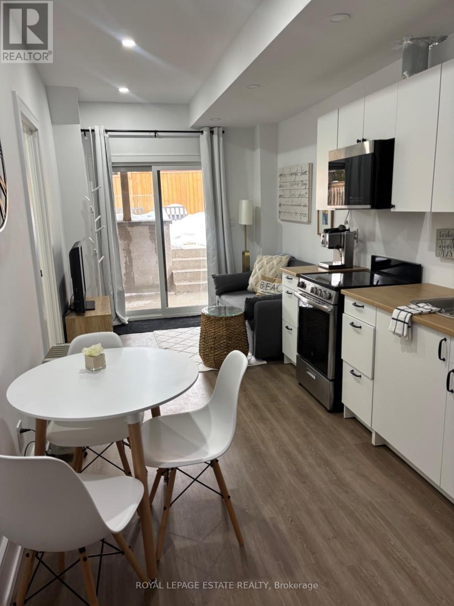150 Warden Avenue, Toronto, ON, M1N 2Z4 - 2