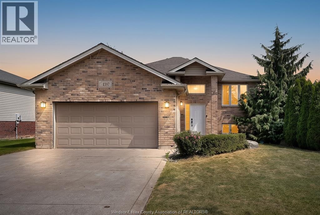 1397 Crosswinds Drive, Lakeshore, ON, N8L 0S5