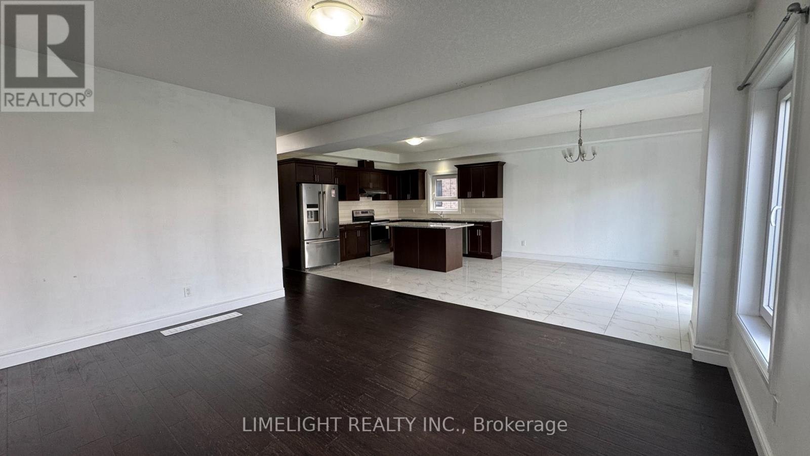 1942 Cedarpark Drive, London, ON, N5X 0J1 - 4