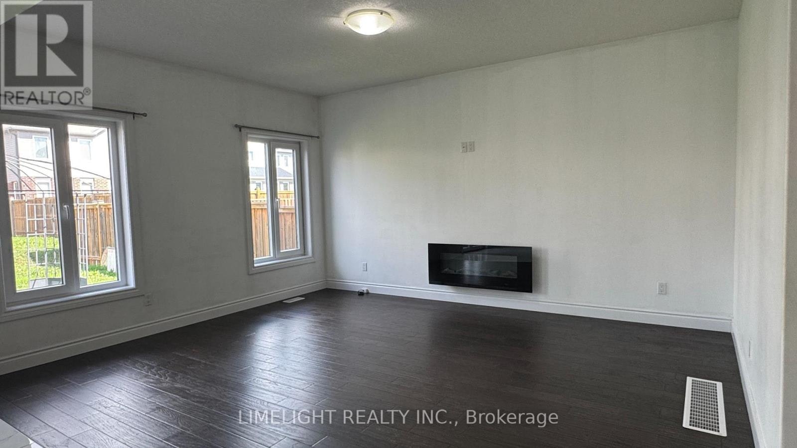 1942 Cedarpark Drive, London, ON, N5X 0J1 - 3