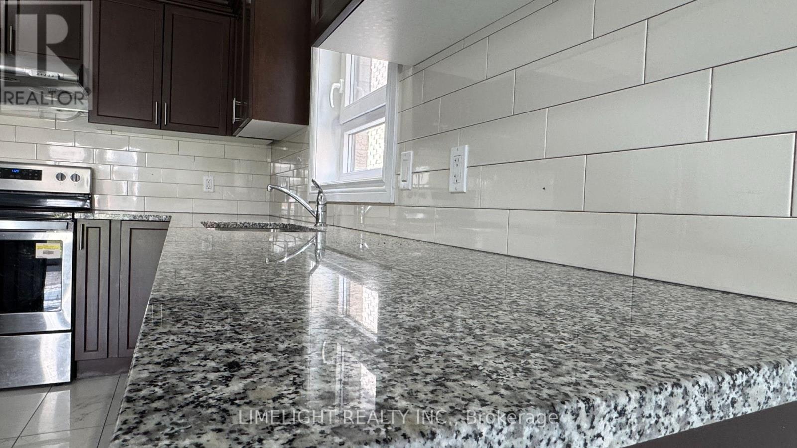 1942 Cedarpark Drive, London, ON, N5X 0J1 - 12