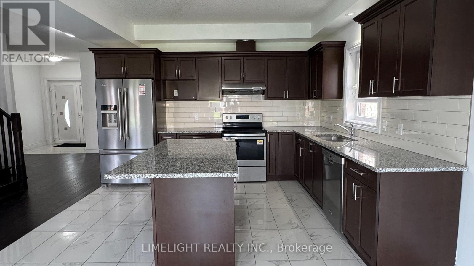 1942 Cedarpark Drive, London, ON, N5X 0J1 - 8