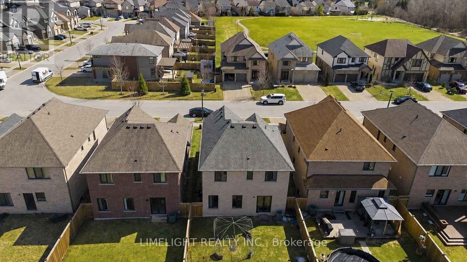1942 Cedarpark Drive, London, ON, N5X 0J1 - 36