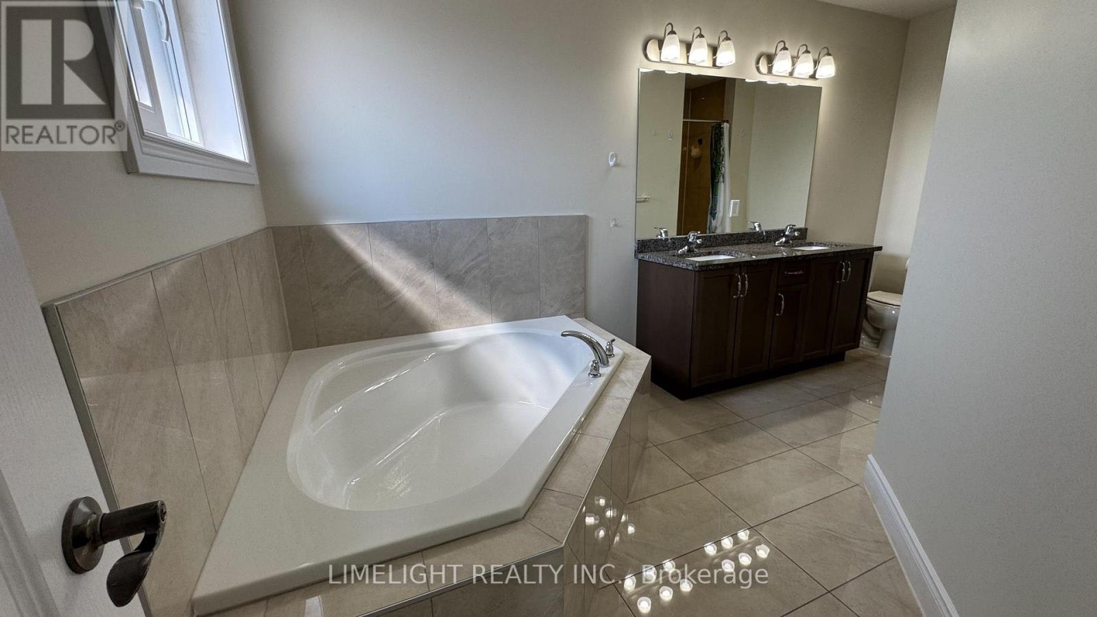 1942 Cedarpark Drive, London, ON, N5X 0J1 - 25
