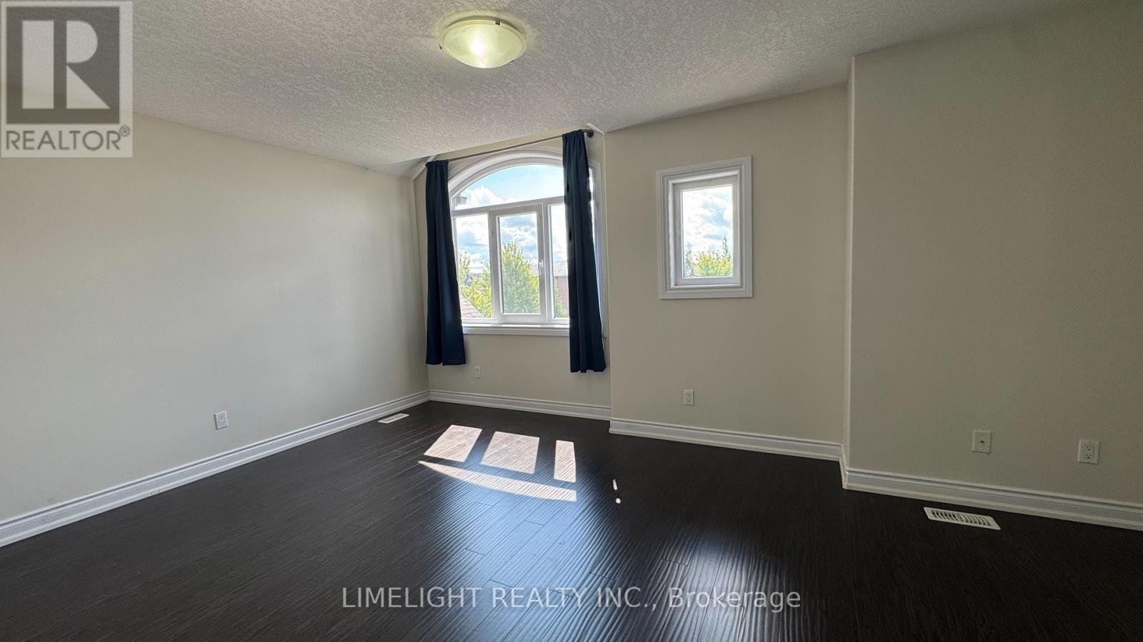 1942 Cedarpark Drive, London, ON, N5X 0J1 - 22