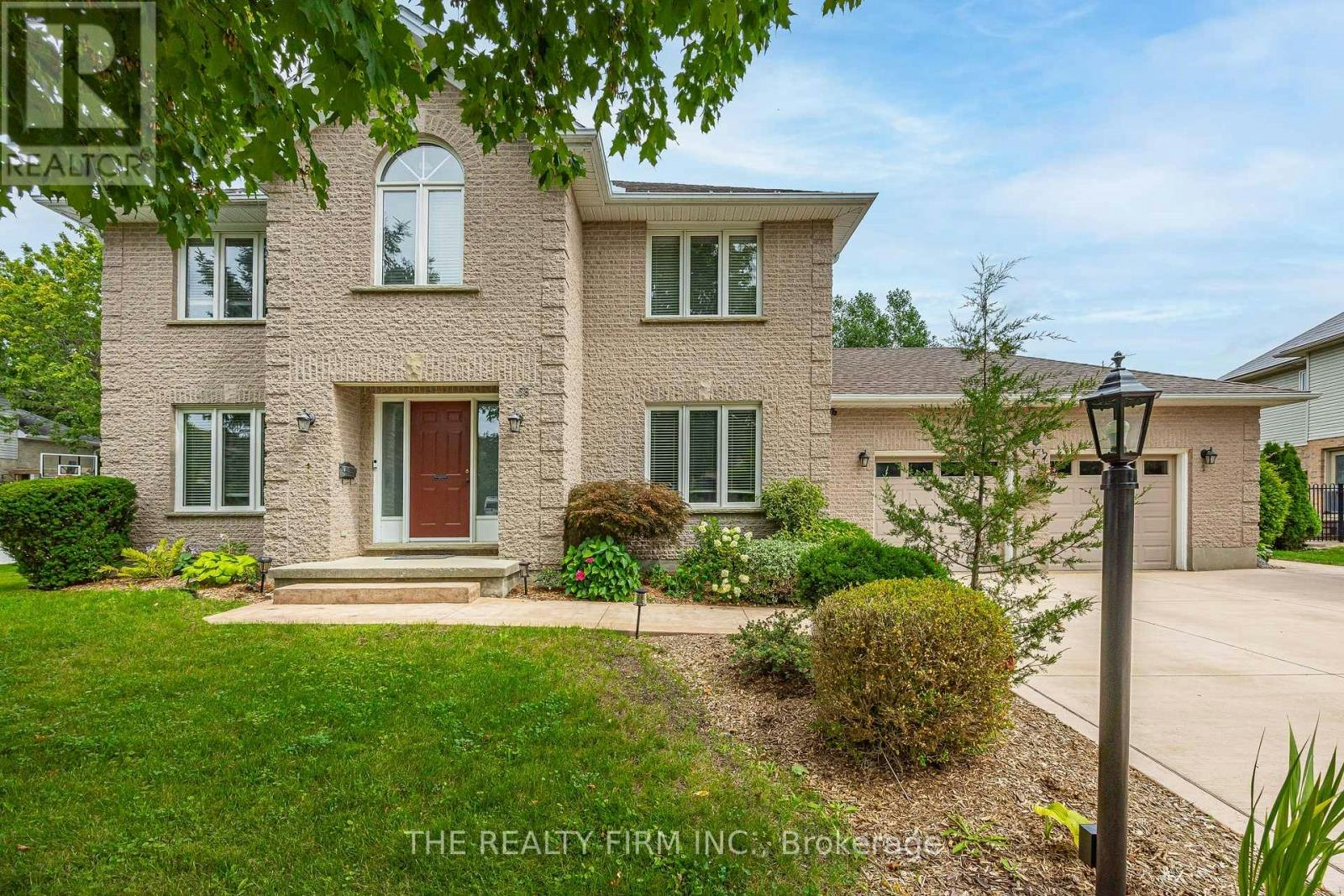 58 Dissing Crescent, London, ON, N6H 5M4