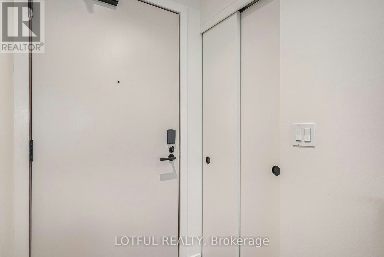 1305-560 Rideau Street, Ottawa, ON, K1N 5Z8 - 2