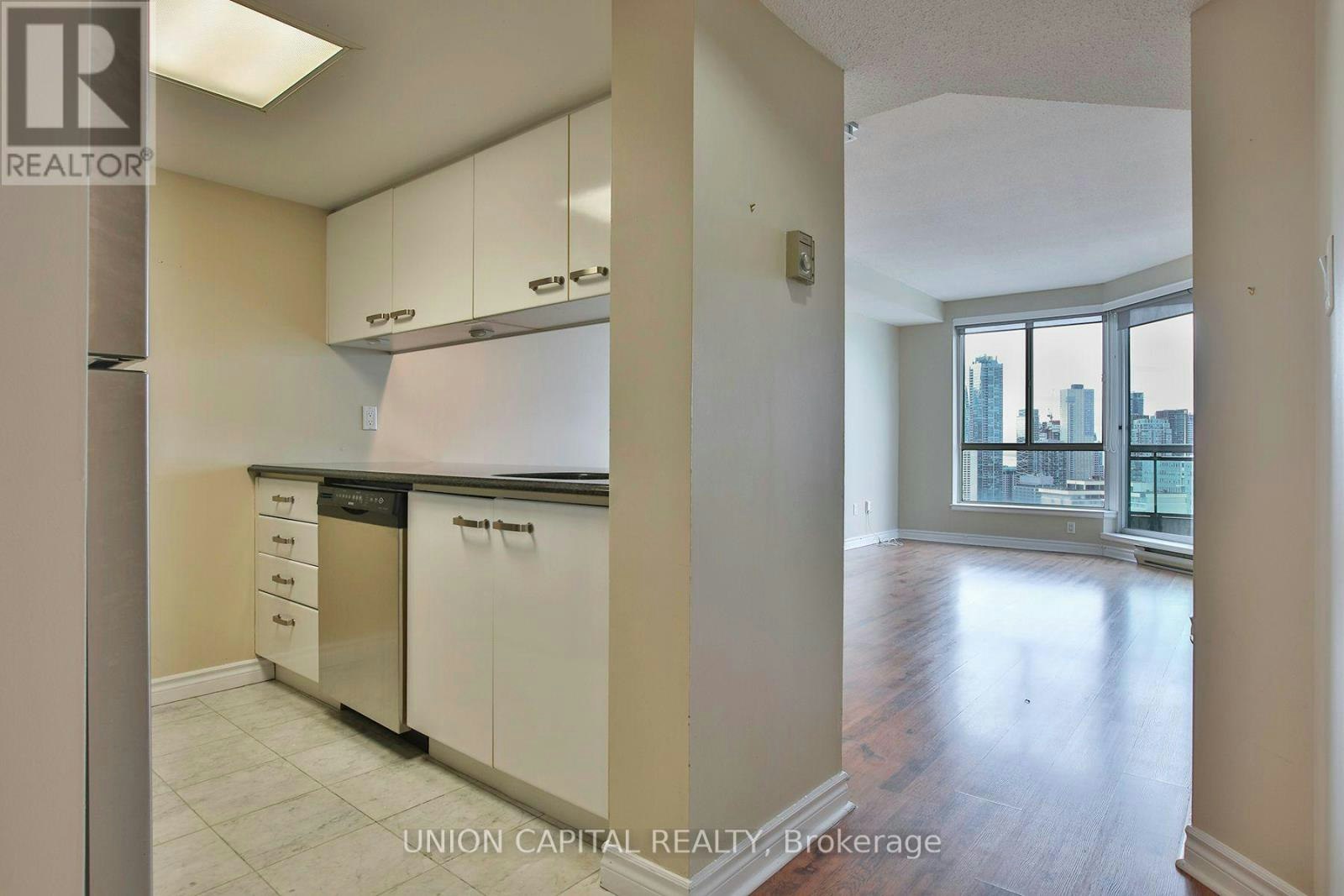 3412-38 Elm Street, Toronto, ON, M5G 2K5 - 3