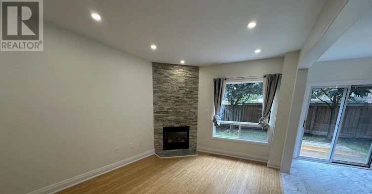 249 Rushbrook Drive, Newmarket, ON, L3X 2E3 - 10