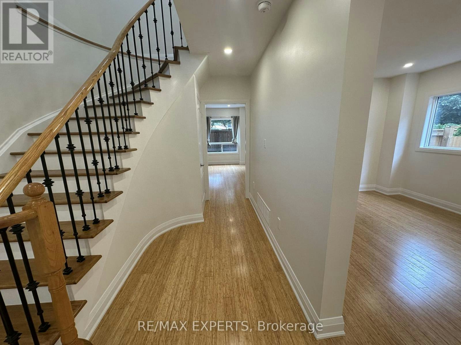 249 Rushbrook Drive, Newmarket, ON, L3X 2E3 - 8