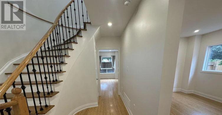 249 Rushbrook Drive, Newmarket, ON, L3X 2E3 - 8
