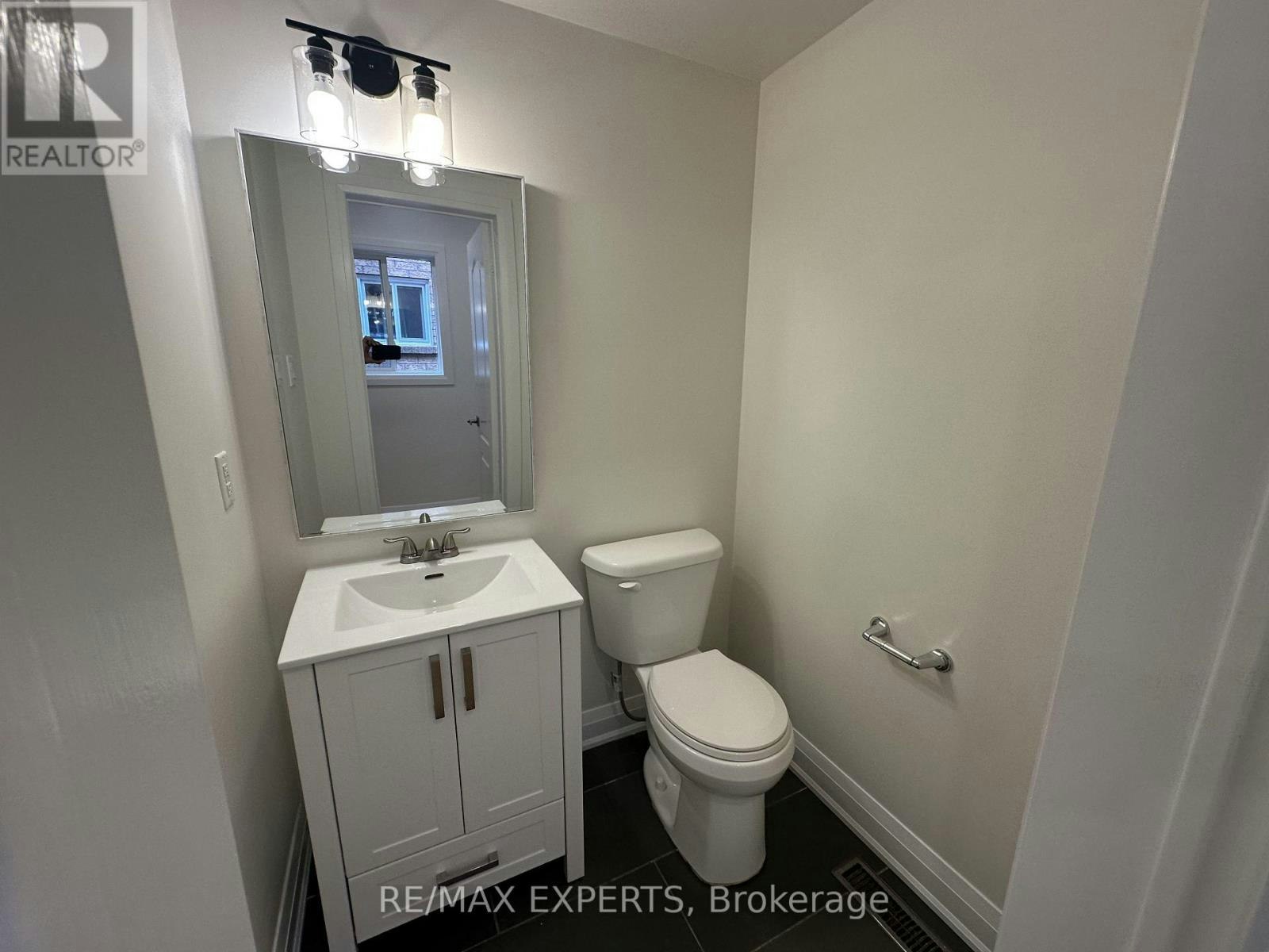 249 Rushbrook Drive, Newmarket, ON, L3X 2E3 - 4