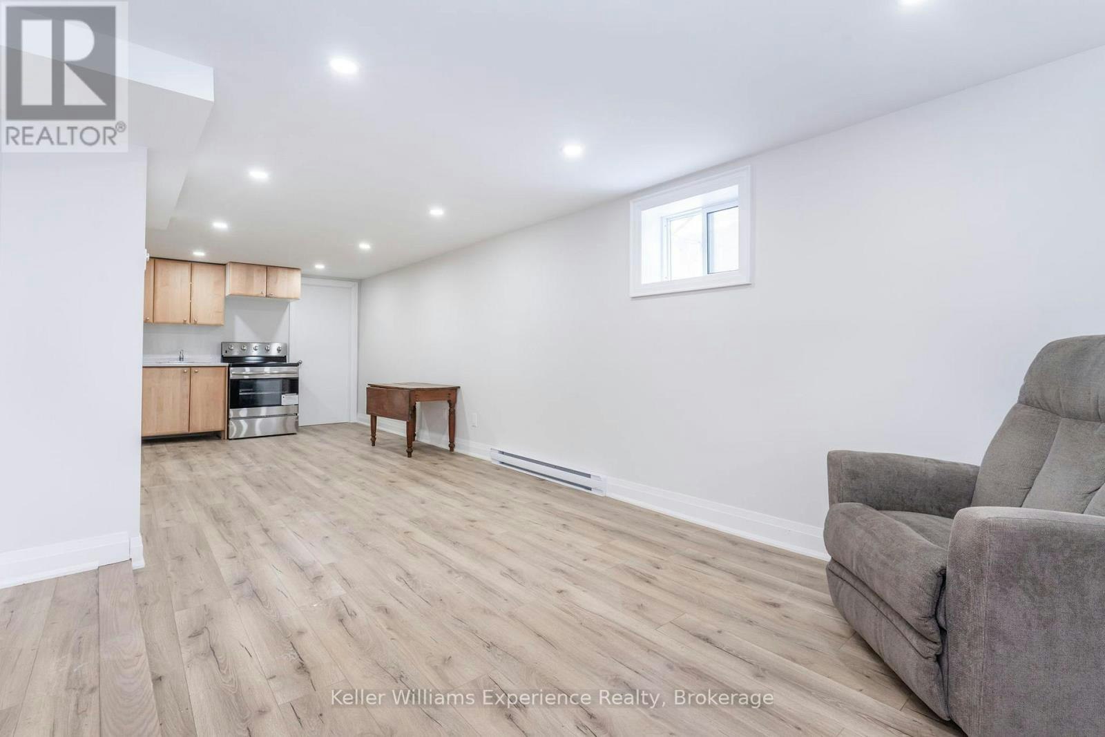65 Drury Lane, Barrie, ON, L4M 3C9 - 5
