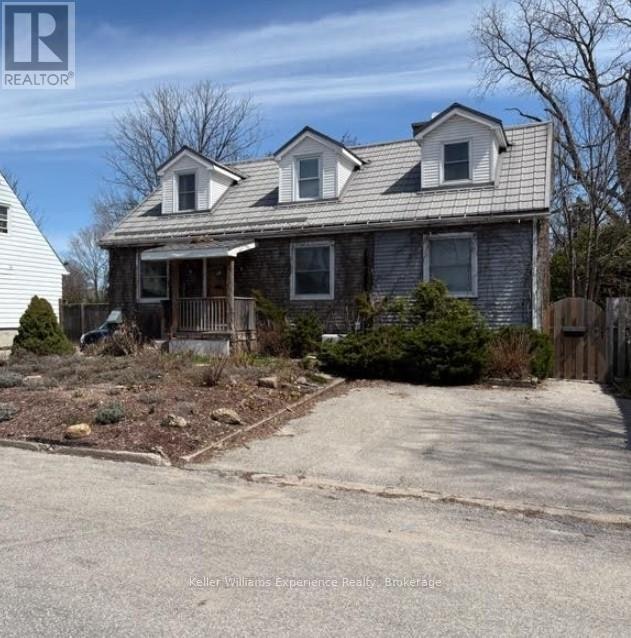 65 Drury Lane, Barrie, ON, L4M 3C9 - 2