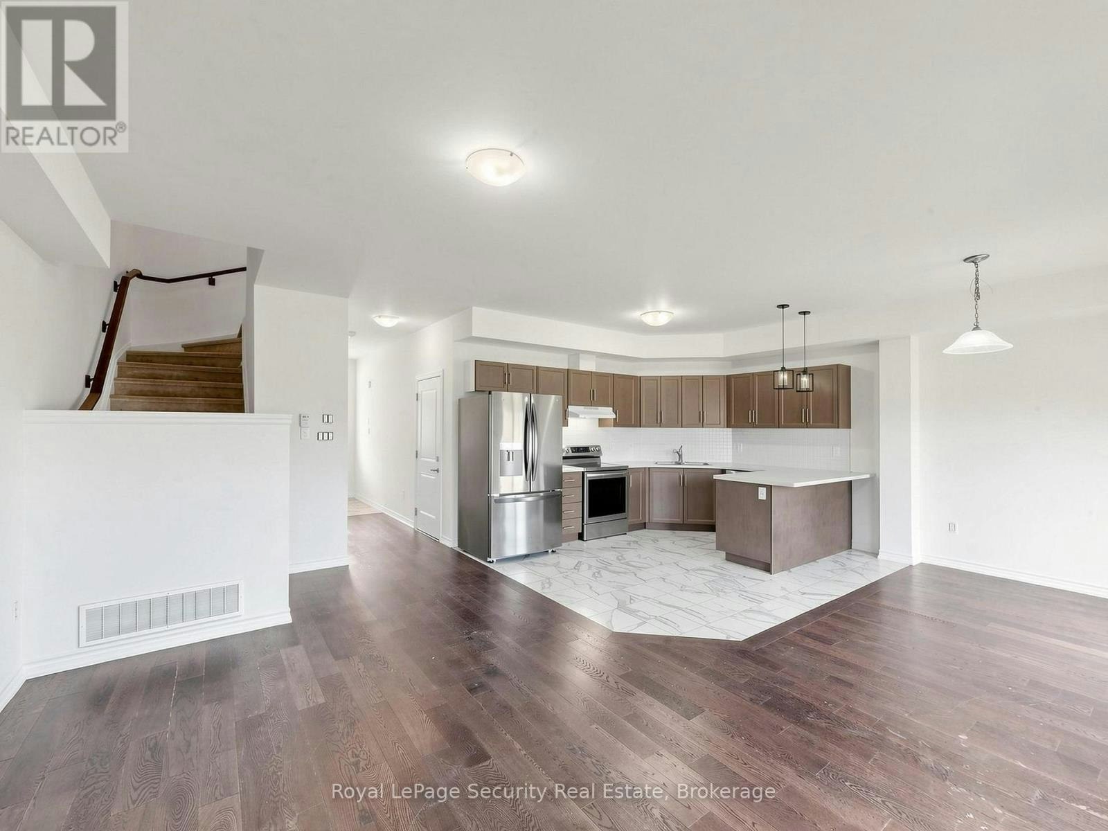 31-103 Addison Street, Blue Mountains, ON, N0H 1J0 - 3