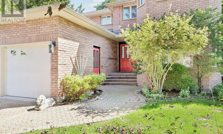 6 Bridlewood Lane